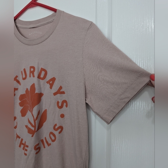 Magnolia Saturdays At The Silos Floral Graphic Tee - Picture 5 of 9